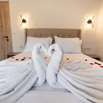 Apartment Ruellia Luxury Kalligoni