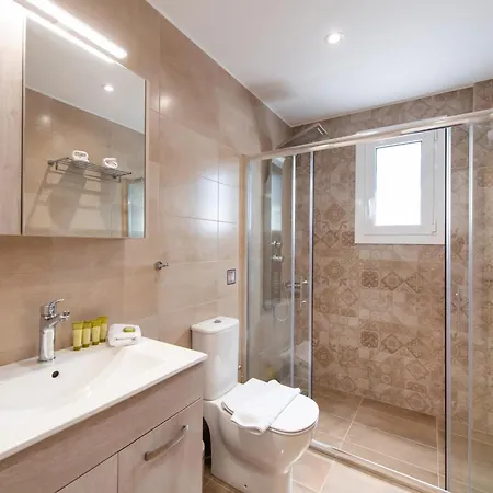 Ruellia Luxury Kalligoni